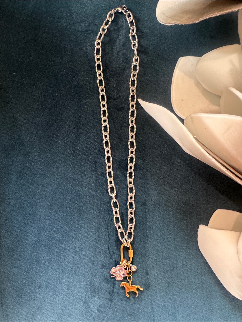 Silver Tone Chunky Necklace with Gold Toned Clasp and Horse charm, silver clover
